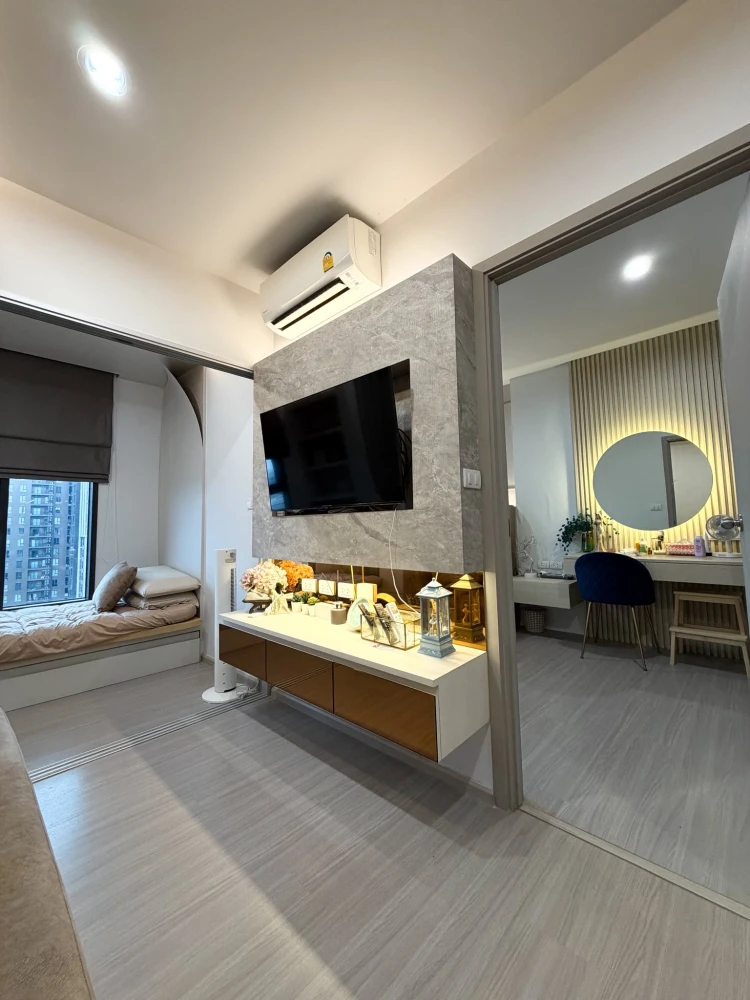 For rent: The Parkland Phetkasem 56, high floor unit, ready to move in, fully furnished. Book now!