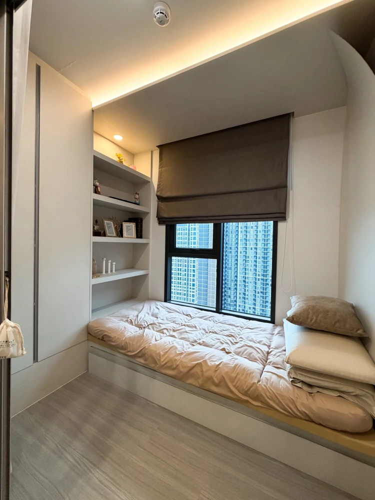 For rent: The Parkland Phetkasem 56, high floor unit, ready to move in, fully furnished. Book now!
