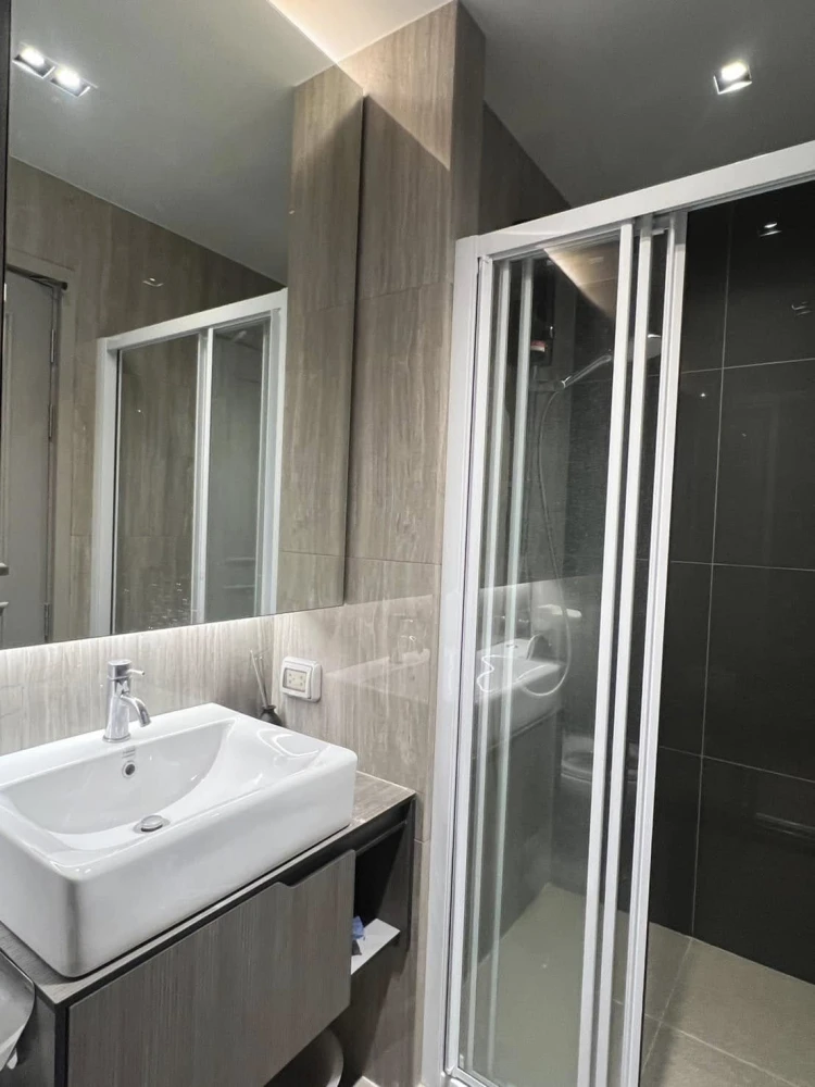 For rent: The Parkland Phetkasem 56, ready to move in, fully furnished, beautiful, modern luxury, book now.