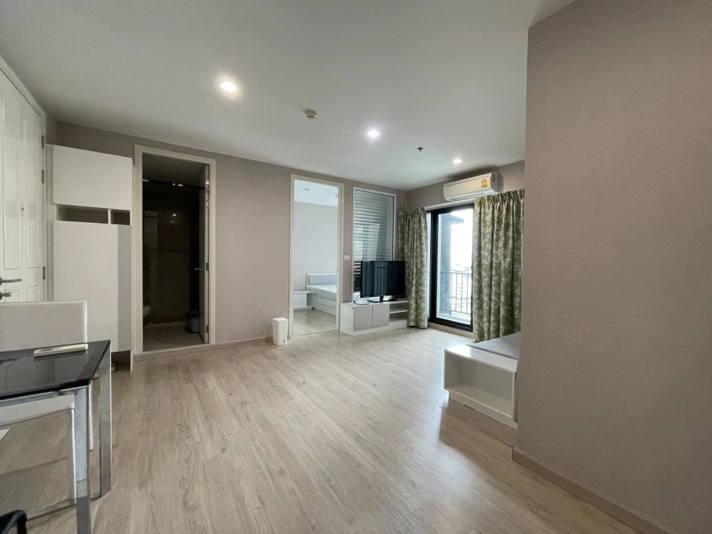For rent: The Parkland Phetkasem-Thapra, 1 bedroom, 1 bathroom, fully furnished, don't miss out!