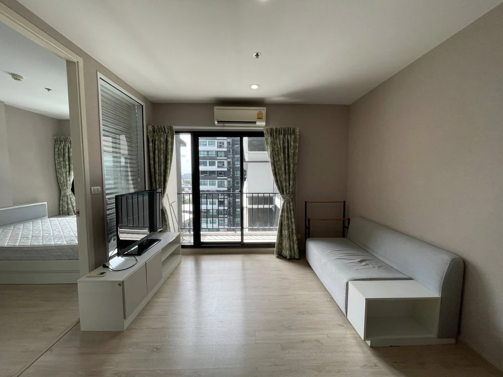 For rent: The Parkland Phetkasem-Thapra, 1 bedroom, 1 bathroom, fully furnished, don't miss out!