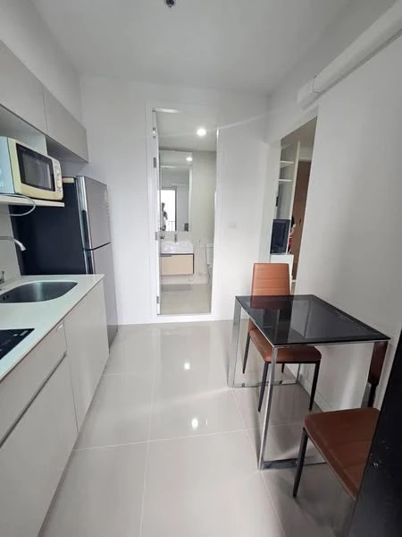 For rent: The Parkland Phetkasem-Thapra, 17th floor, fully furnished, nice to live in, book now.
