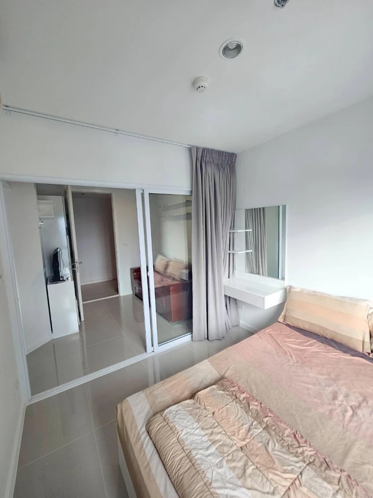 For rent: The Parkland Phetkasem-Thapra, 17th floor, fully furnished, nice to live in, book now.