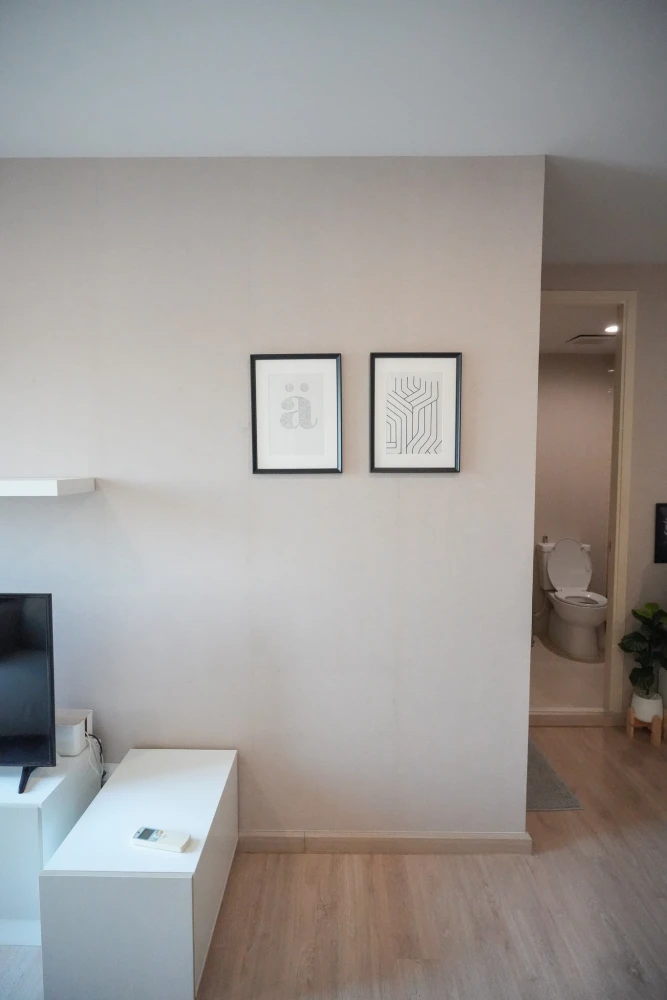 For rent: The Parkland Phetkasem-Thapra, high floor unit, spacious and ready to move in, good ventilation. Book now!
