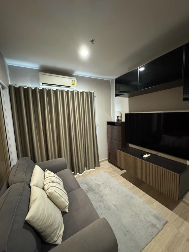 For rent: The Parkland Phetkasem Thapra, high floor unit, fully furnished, good ventilation. Book now!