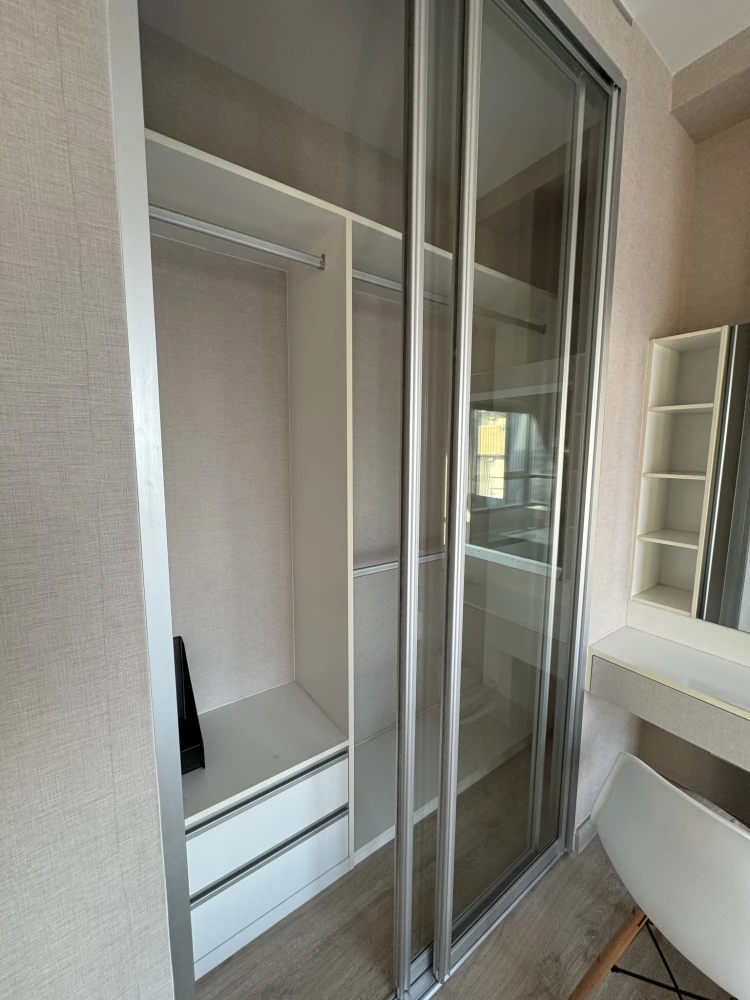 For rent: The Parkland Phetkasem Thapra, high floor unit, fully furnished, good ventilation. Book now!