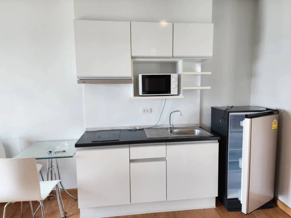 For rent: The Parkland Phetkasem, high floor, ready to move in, fully furnished, reserve now.