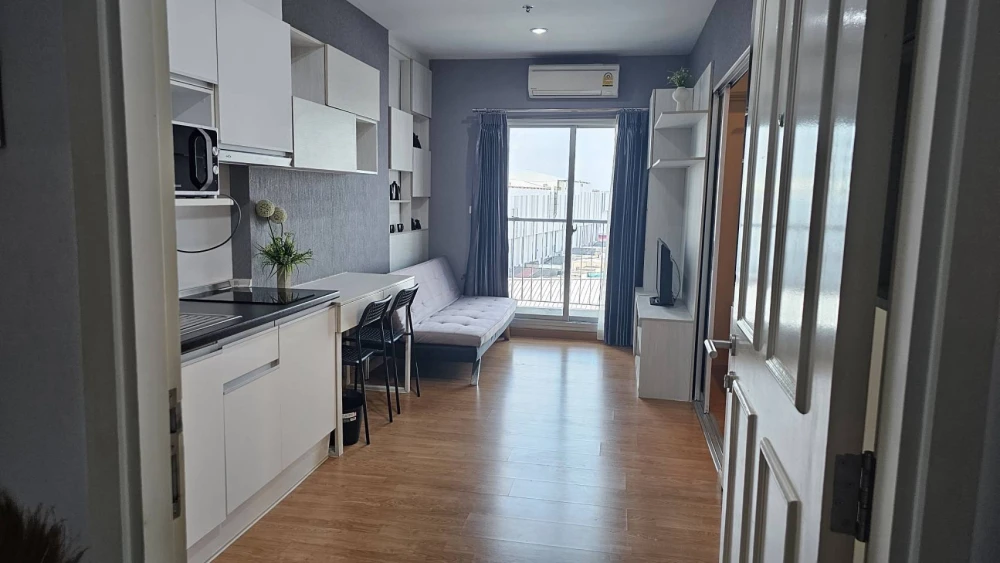 For rent: The Parkland Phetkasem, high floor, ready to move in, fully furnished, complete with amenities. Hurry and reserve now before it's too late!!