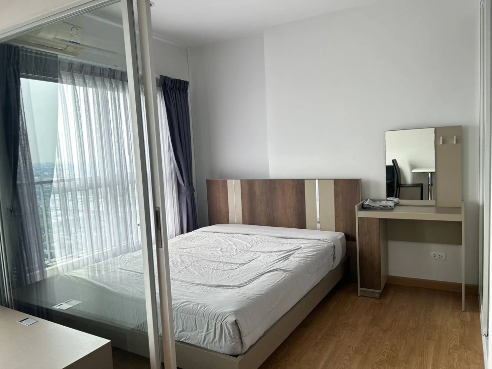For rent: The Parkland Phetkasem, high floor unit, spacious and comfortable, fully furnished with complete amenities. Book now!+++