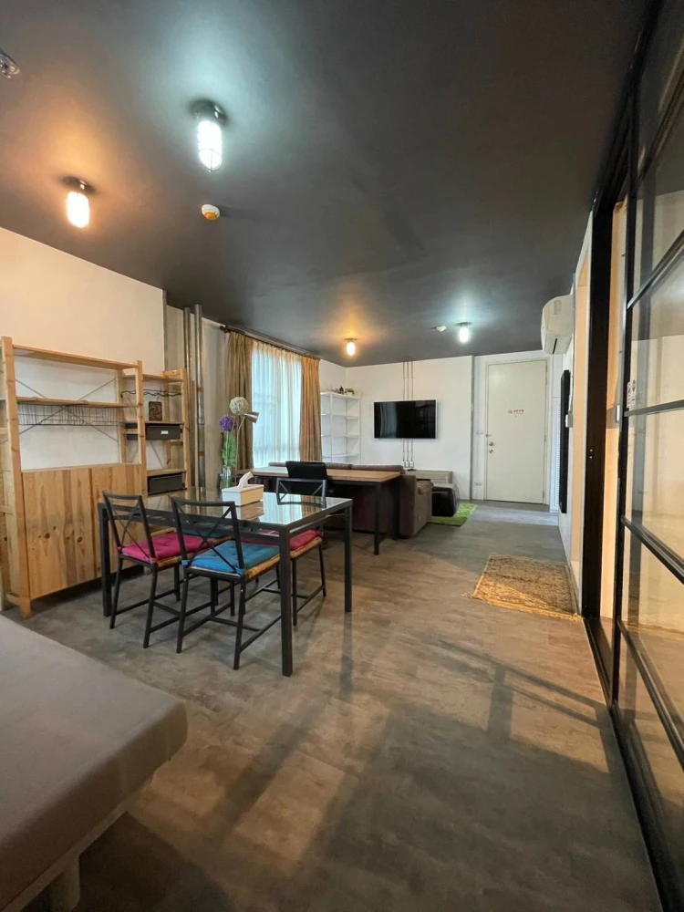 For rent: The Parkland Ratchada - Thapra, spacious room, lots of usable space, hurry up and reserve now, don't miss out.