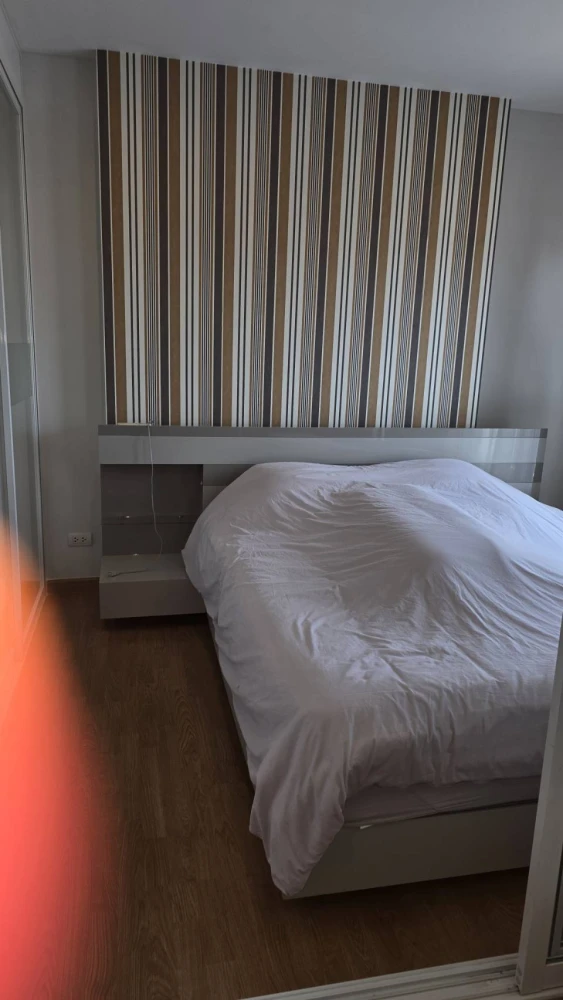 For rent: The Parkland Ratchada-Wongsawang, 8th floor, fully furnished unit, very livable. Book now!