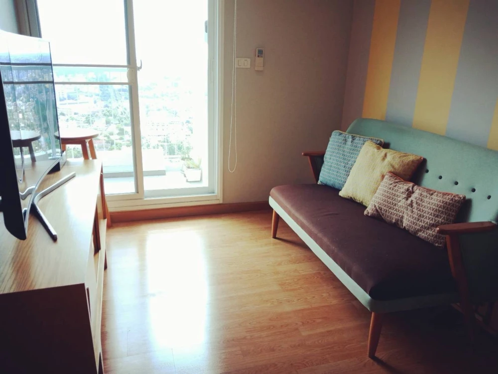 For rent: The Parkland Ratchada-Wongsawang. Ready to move in, fully furnished. Book now!