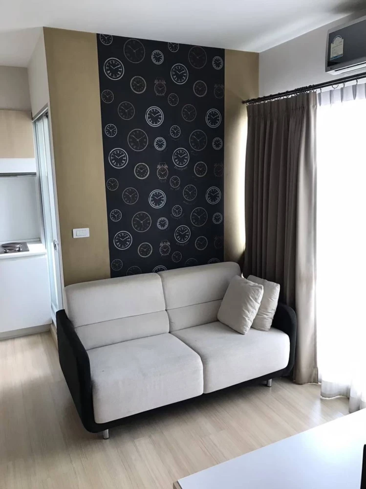 For rent: The Parkland Srinakarin Lakeside, high floor unit, spacious and comfortable. Book now!