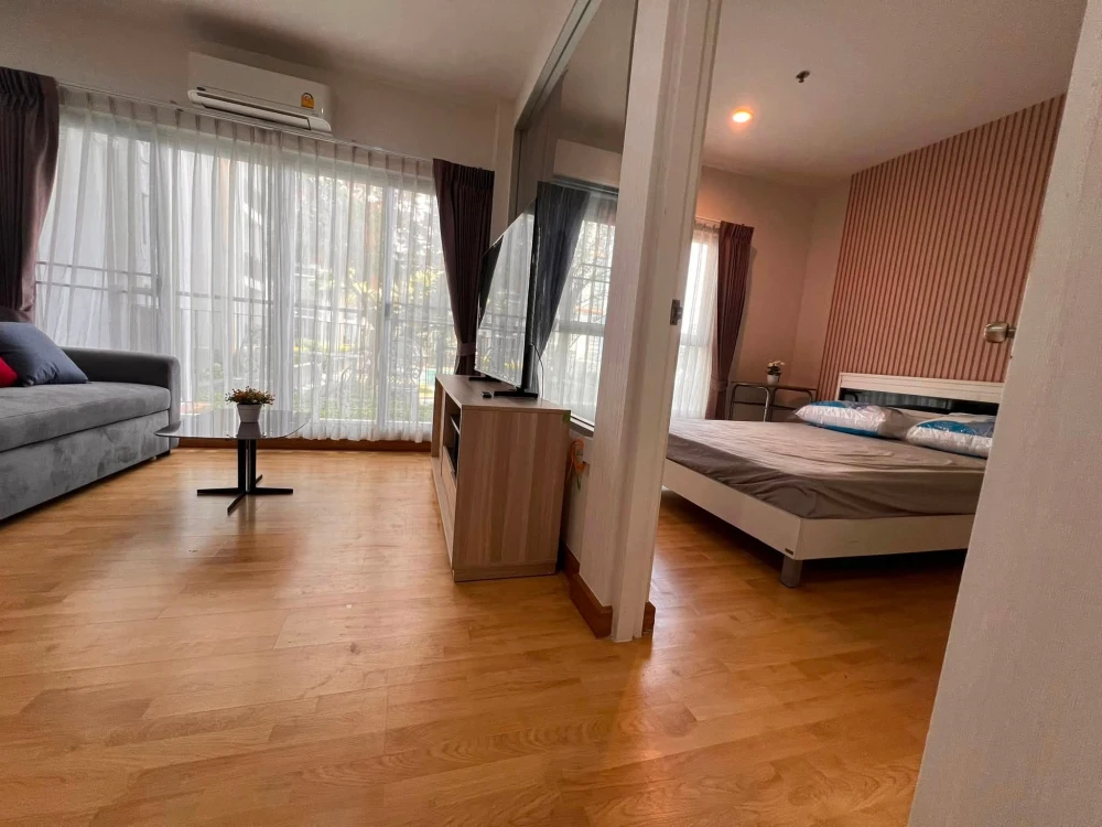 For rent: The Parkland Taksin-Thapra, 1 bedroom, 1 living room. All rooms have large, bright windows. Great value! Book now!