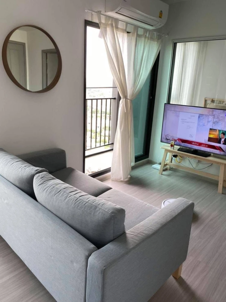 For rent: The Parkland Phetkasem 56, spacious and comfortable room, complete with furniture and electrical appliances. Book now, don't miss out!!