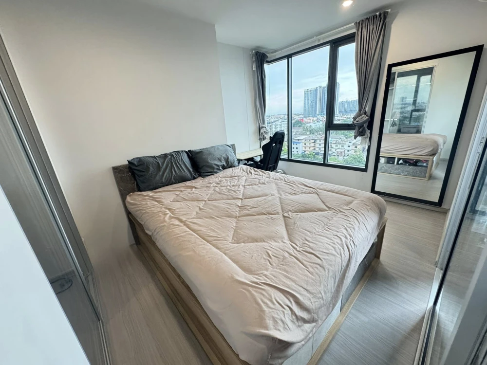 For rent: The Parkland Phetkasem 56, high floor room, ready to move in, fully furnished, reserve now.