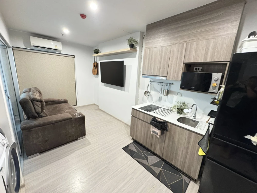 For rent: The Parkland Phetkasem 56, high floor room, ready to move in, fully furnished, reserve now.