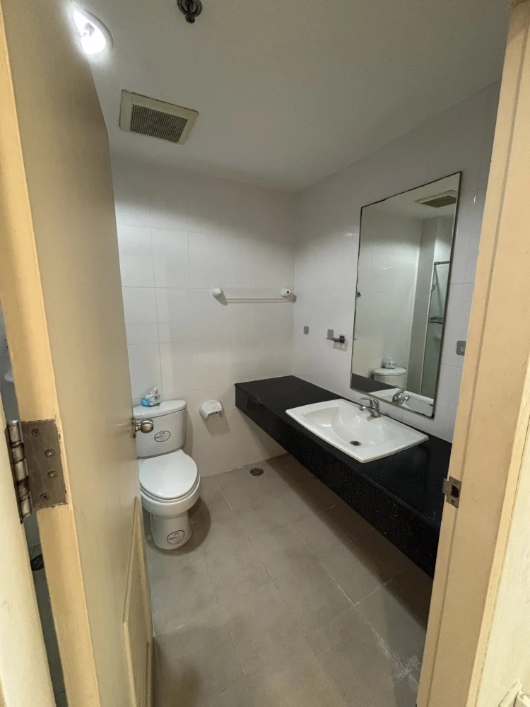 For rent: The Platinum, ready-to-move-in unit with furniture and appliances included. Book now! Don't miss out! +++