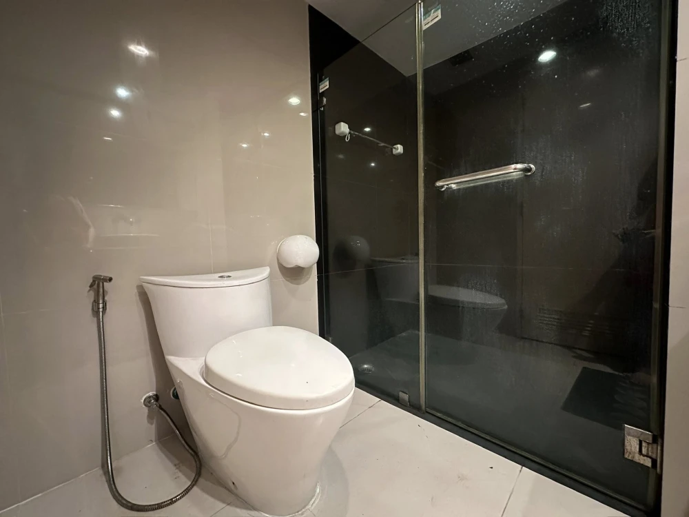 For rent: The Plenary Sathorn, 3rd floor. A lovely, fully furnished unit. Book now!