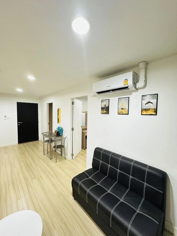 For rent: The Plenary Sathorn, 5th floor, fully furnished, very cool, ready to move in, book now, don't miss out.
