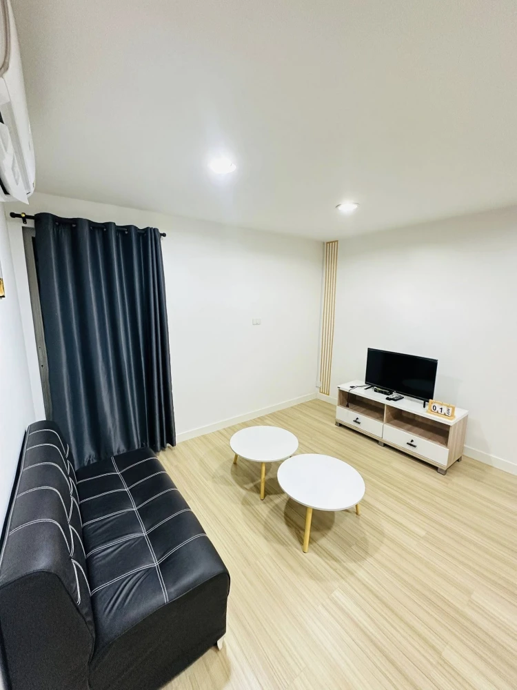 For rent: The Plenary Sathorn, 5th floor, fully furnished, very cool, ready to move in, book now, don't miss out.