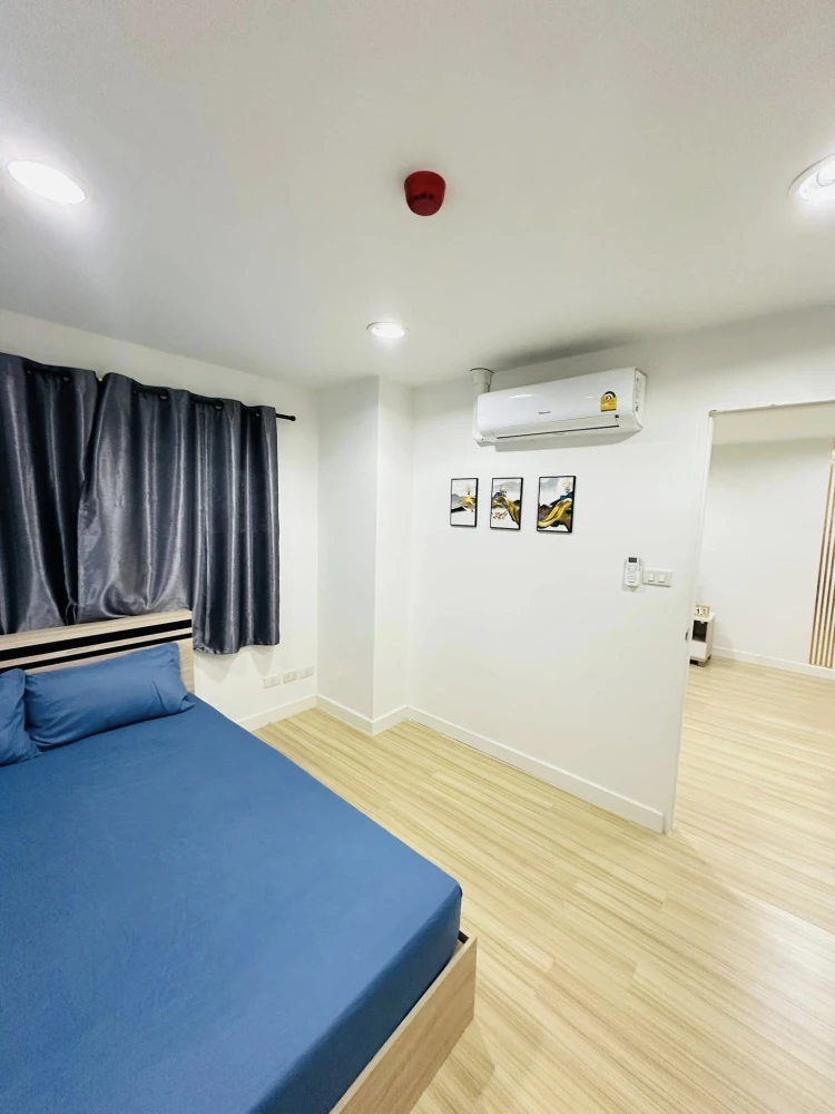 For rent: The Plenary Sathorn, 5th floor, fully furnished, very cool, ready to move in, book now, don't miss out.