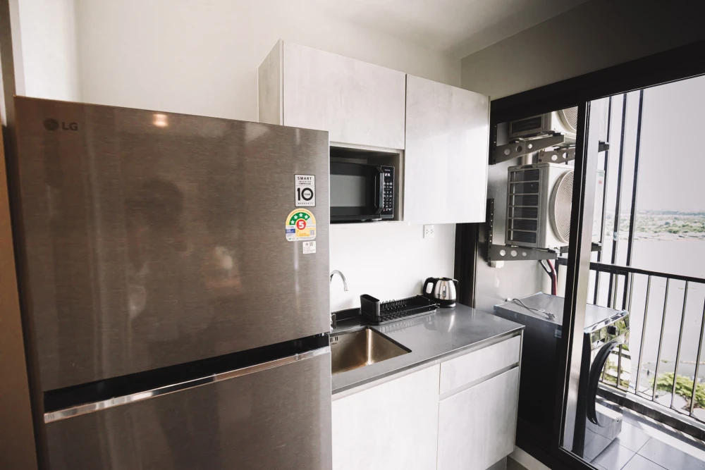 For rent: The Politan Aqua, 21st floor, beautiful room, stunningly decorated, ready to move in, reserve now, hurry!