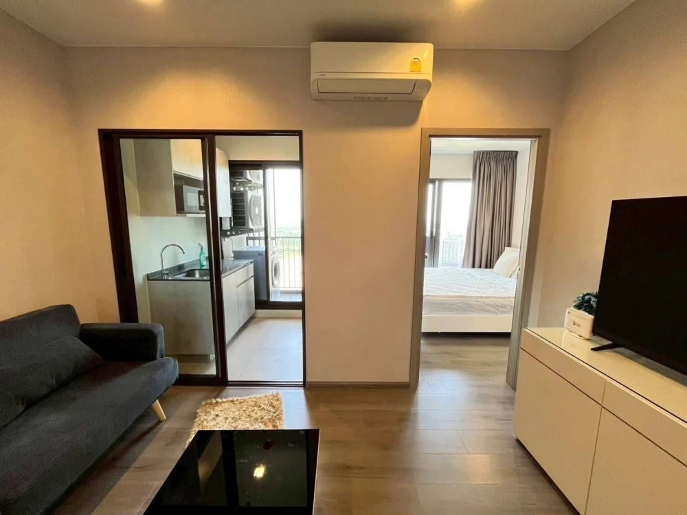 For rent: The Politan Aqua, 46th floor. High floor with a great view, fully furnished. Book now—act fast!
