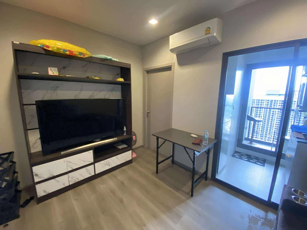 The Politan Aqua for rent, Chao Phraya River view + Bangkok city view from the 56th floor, stunning! Contact us now before it's gone!