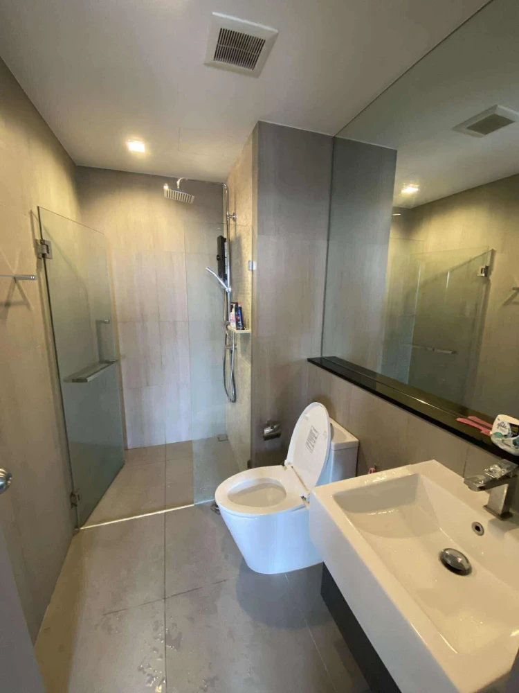 The Politan Aqua for rent, Chao Phraya River view + Bangkok city view from the 56th floor, stunning! Contact us now before it's gone!