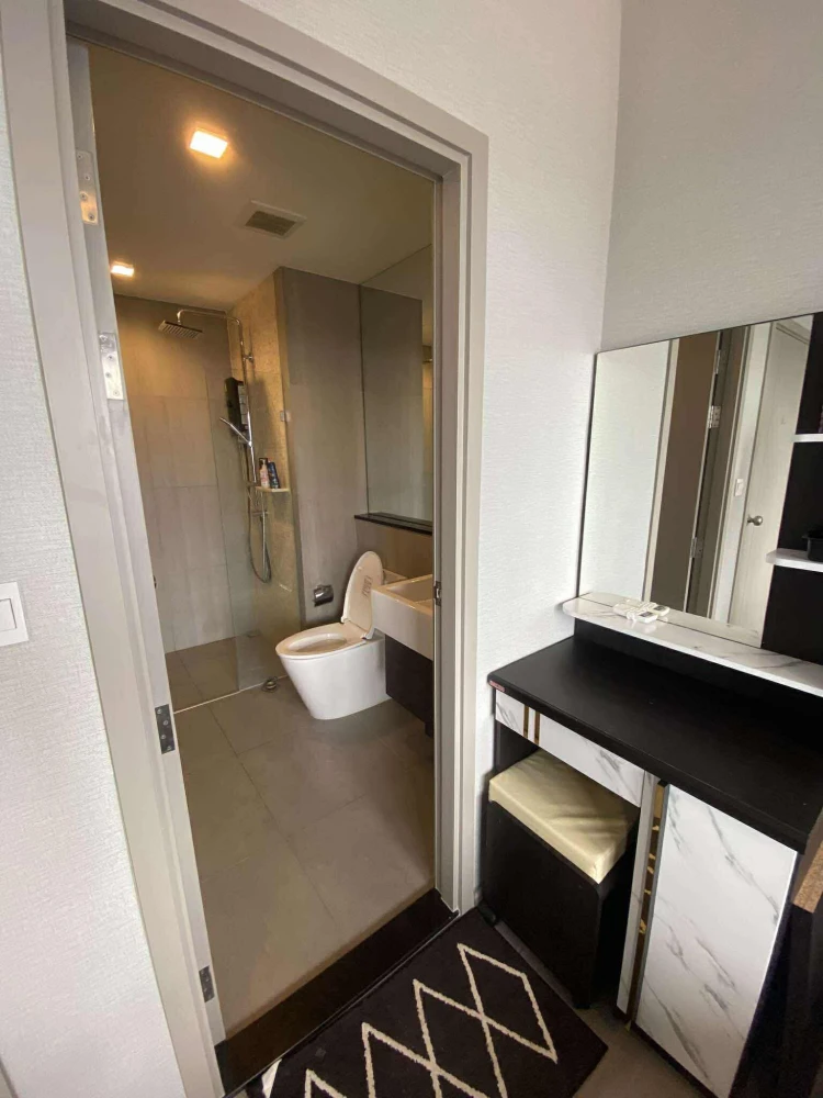 The Politan Aqua for rent, Chao Phraya River view + Bangkok city view from the 56th floor, stunning! Contact us now before it's gone!