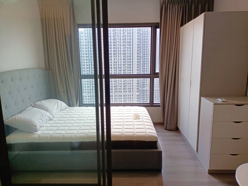 For rent: The Politan Aqua, clearly separated rooms, comes with a very good price. You must not miss it.