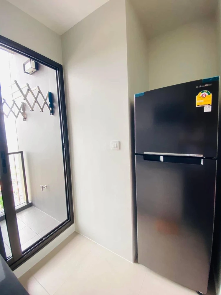 For rent: The Politan Aqua, 52nd floor, very high, Chao Phraya River view, north facing, cool and comfortable, not hot, must book.
