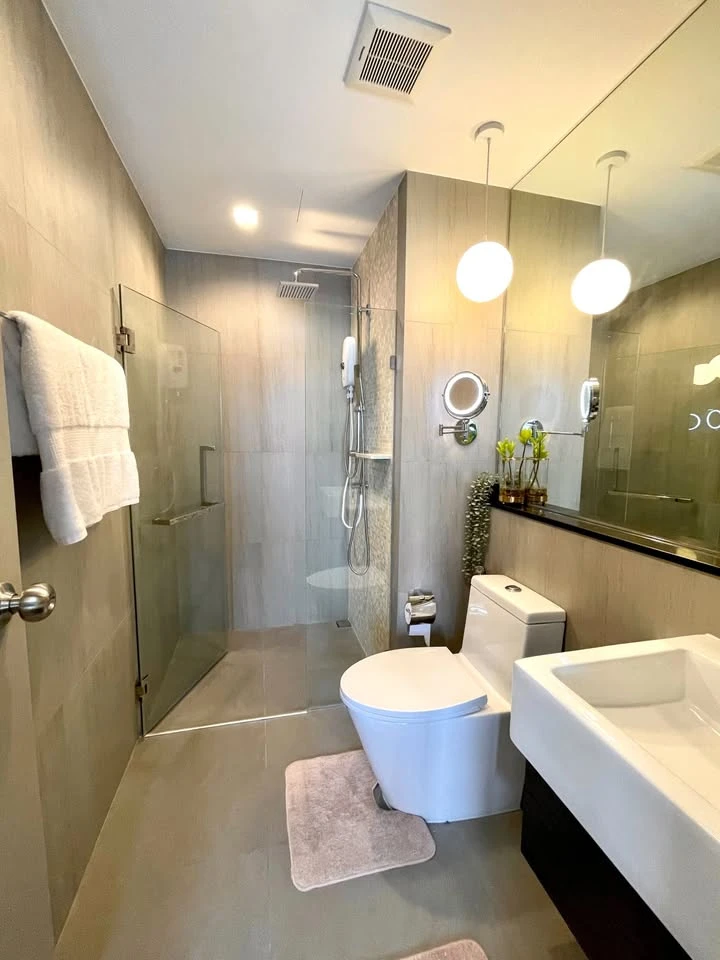 For rent: The Politan Aqua, high floor, ready to move in, river view, fully equipped, just bring your bags.