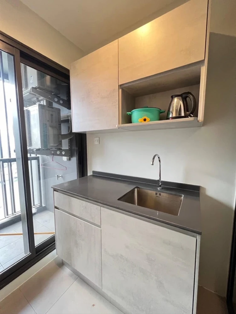 For rent: The Politan Aqua, high floor room, Chao Phraya River view, fully furnished, just bring your bags and move in.