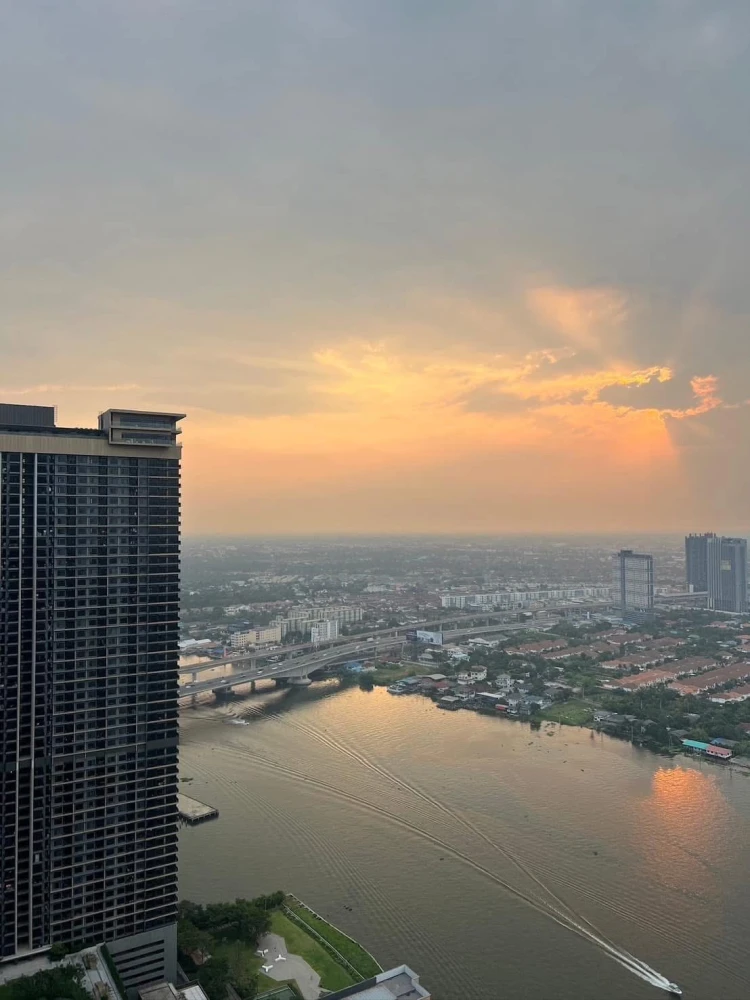 For rent: The Politan Aqua, high floor room, Chao Phraya River view, fully furnished, just bring your bags and move in.