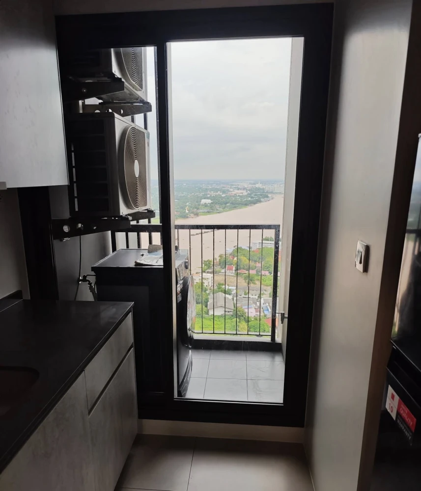 The Politan Aqua for rent, high floor, ready to move in, spacious and comfortable room, hurry and book now.