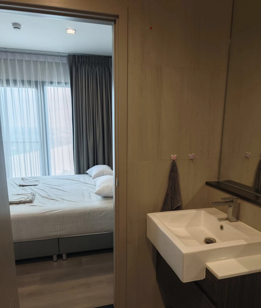 The Politan Aqua for rent, high floor, ready to move in, spacious and comfortable room, hurry and book now.