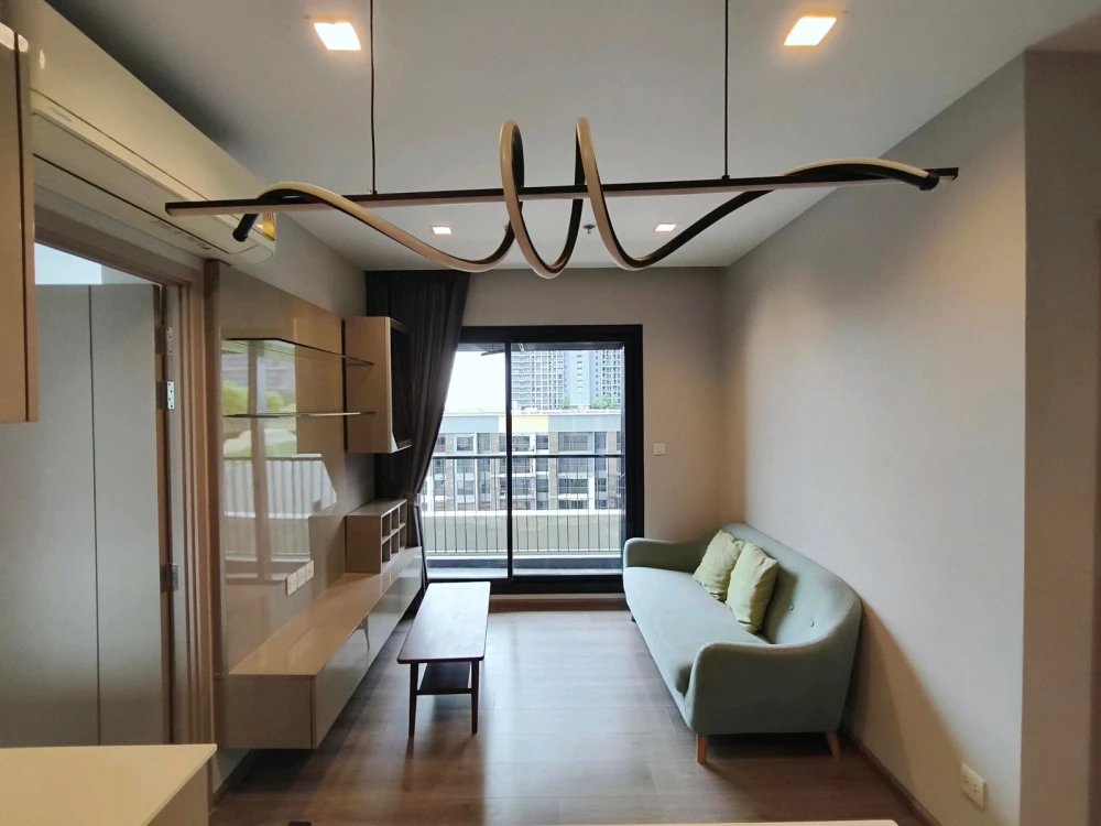 For rent: The Politan Rive, 9th floor. Beautifully furnished and ready to move in. Book now!