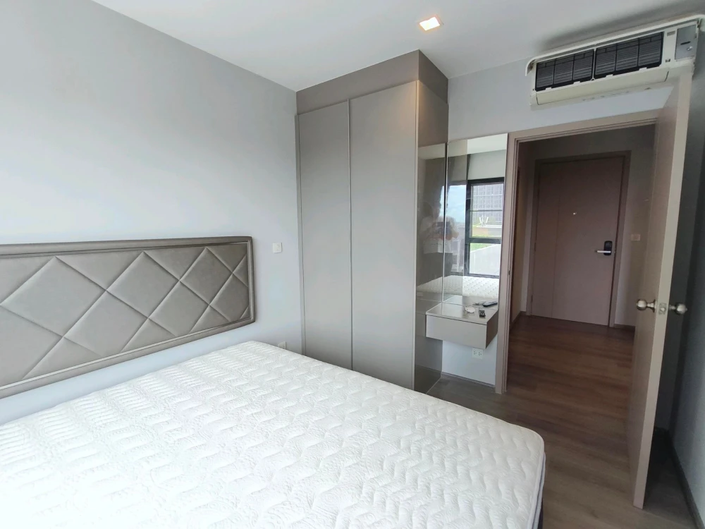 For rent: The Politan Rive, 9th floor. Beautifully furnished and ready to move in. Book now!