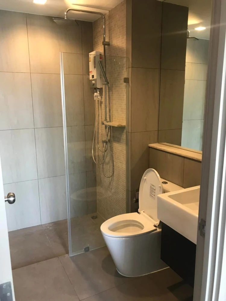 For rent: The Politan Rive condo. Fully furnished and equipped with appliances. Just bring your suitcase and move in! Don't miss out!
