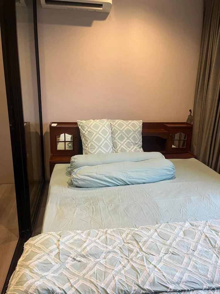 For rent: The Politan Rive condo. Fully furnished and equipped with appliances. Just bring your suitcase and move in! Don't miss out!