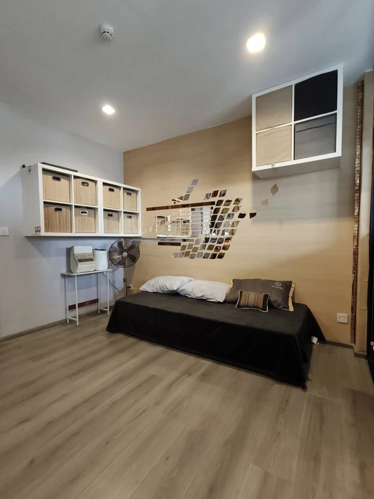 For rent: The Politan Rive. Fully furnished with appliances. Bunk bed provides ample storage for clothes and belongings. Book now!