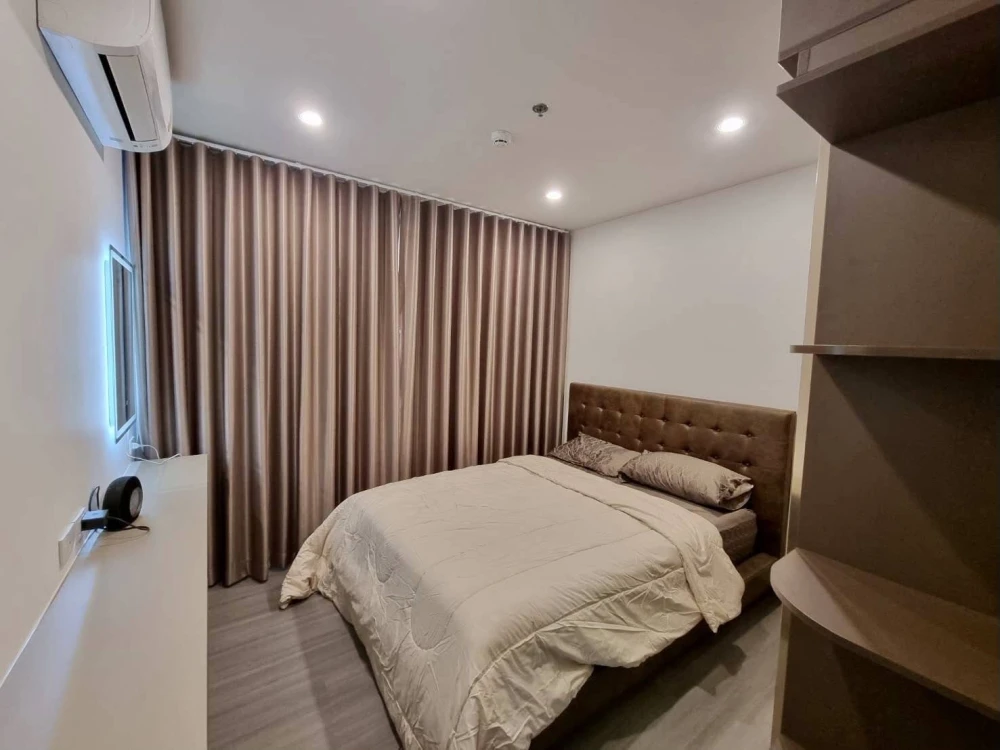 For rent: The President Charan - Yaek Fai Chai Station, 18th floor, fully furnished, very livable. Book now!