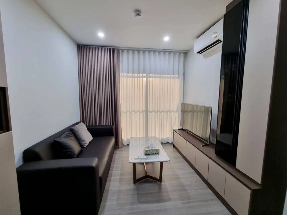 For rent: The President Charan - Yaek Fai Chai Station, 18th floor, fully furnished, very livable. Book now!