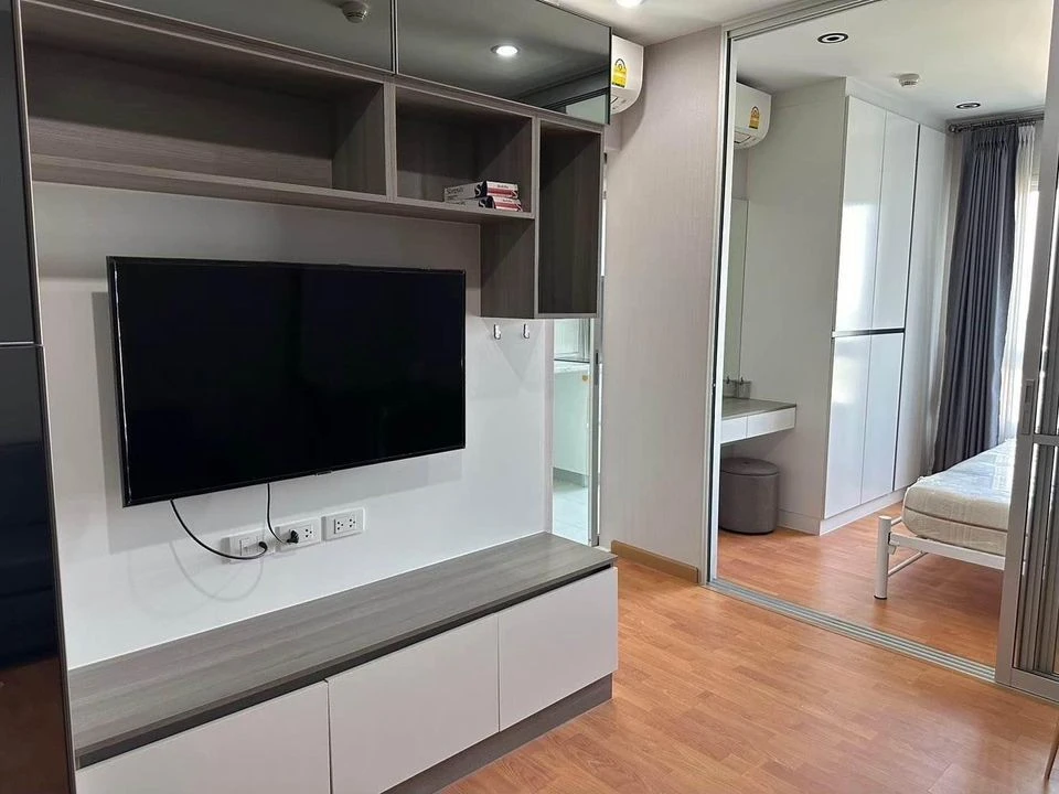 For rent: The President Petchkasem-Bangkhae, 24th floor, fully furnished, very livable. Book now!