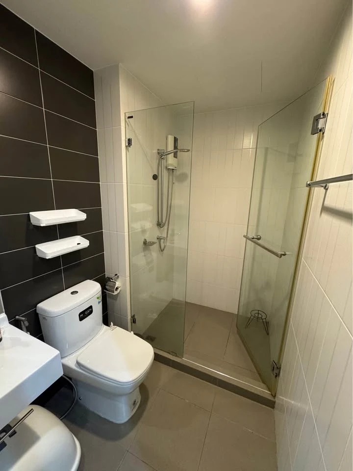 For sale: The President Sathorn – Ratchaphruek 2, 1 bedroom, 1 bathroom, fully furnished, just bring your bags and move in.