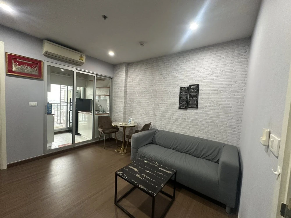 For rent: The President Sathorn – Ratchaphruek 2, high floor unit, fully furnished with appliances. Just bring your suitcase! Book now before it's too