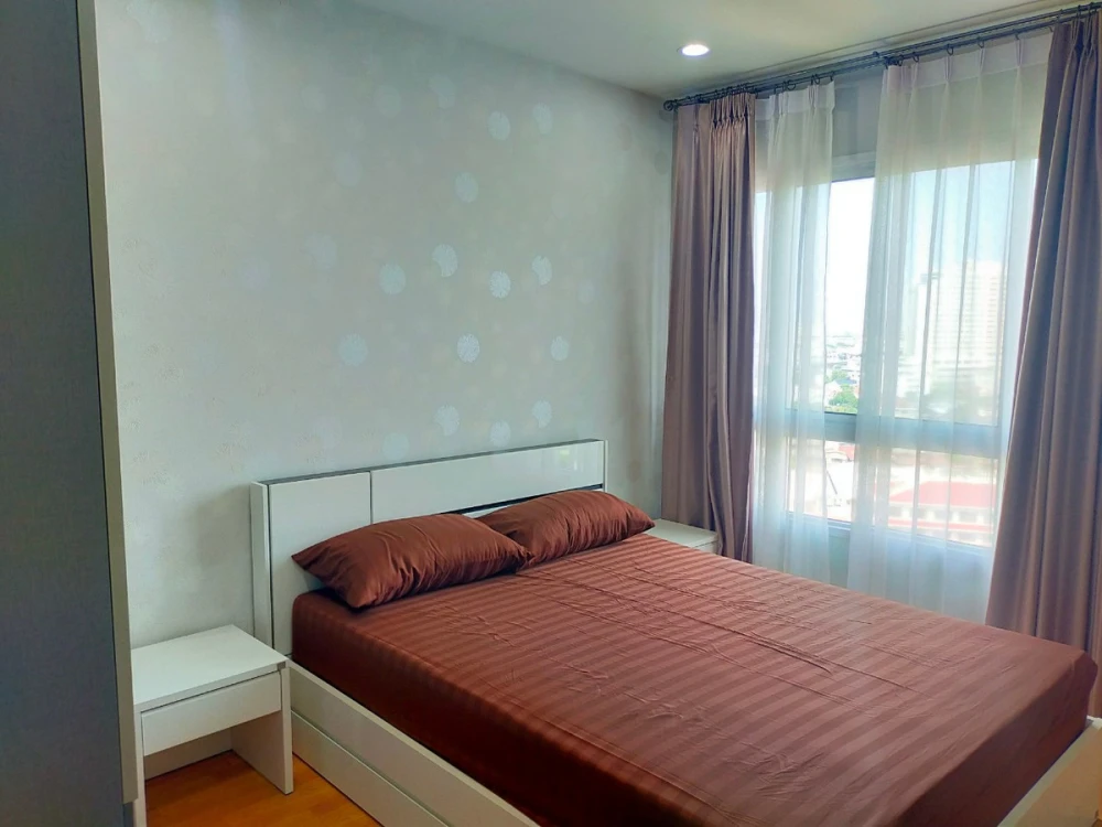 For rent: The President Sathorn – Ratchaphruek, 3rd floor, 14th unit, fully furnished, very livable. Book now!