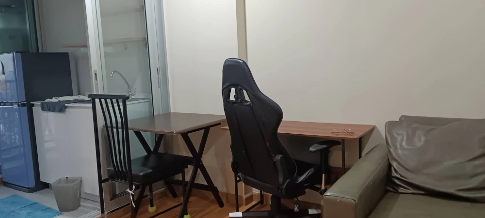 For rent: 3 fully furnished apartment at The President Sathorn – Ratchaphruek. Includes all furniture and appliances; just bring your personal belongi